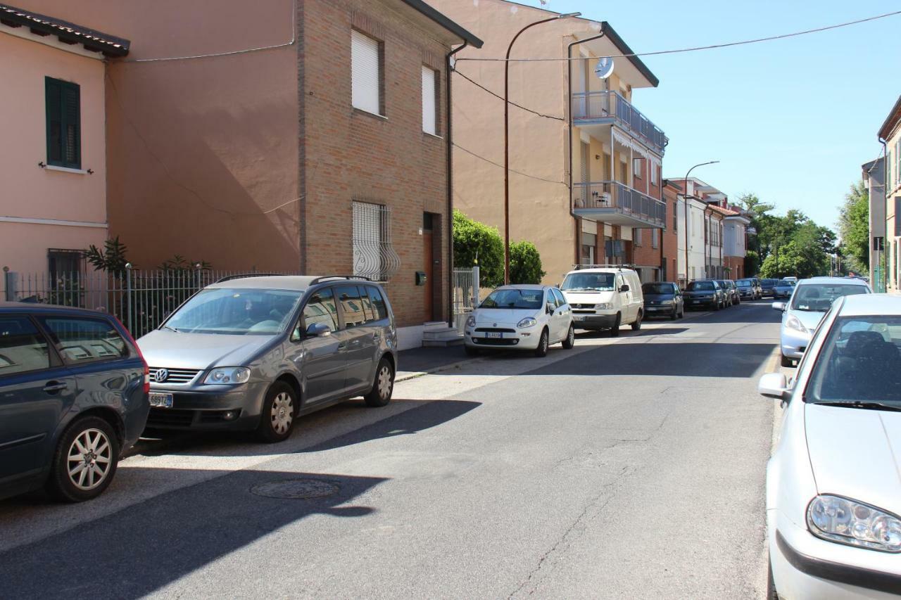 ראבנה Accogliente Casa Indipendente Con Wi-Fi Gratuito, A Due Passi Dal Centro E Dalle Attrazioni מראה חיצוני תמונה